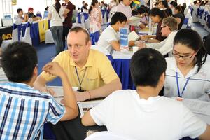 TẤT TẦN TẬT CÁC KHÓA HỌC MBA TOÀN PHẦN VÀ BÁN PHẦN CHO SINH VIÊN QUỐC TẾ